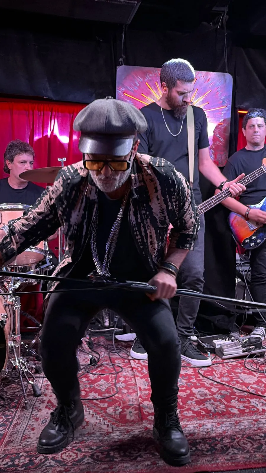 MAGOS en vivo en Carnal Bar, Niceto Vega 5511, Buenos Aires