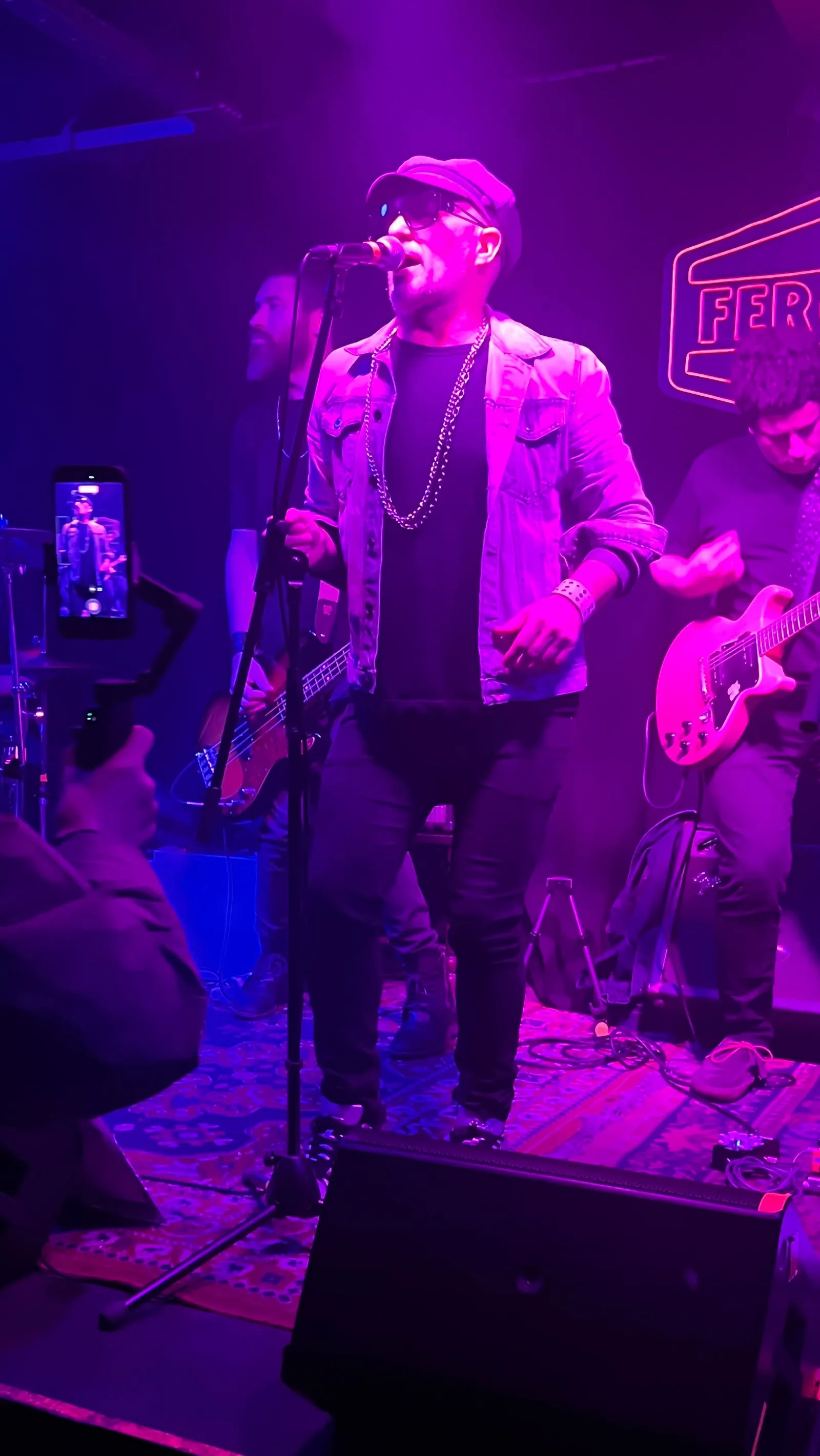 MAGOS en vivo en Ferona Bar, Buenos Aires